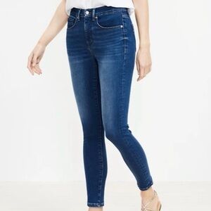 Loft Curvy Skinny Jeans Dark Wash Stretch Comfort Size 6/28